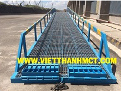 Cầu xe nâng lưới - Thiết Bị Nâng Hạ Việt Thành - Công Ty TNHH Sản Xuất Cơ Khí Việt Thành
